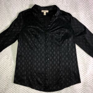 Dana Buchman black button up top. Beautiful design, no damage. Size large.